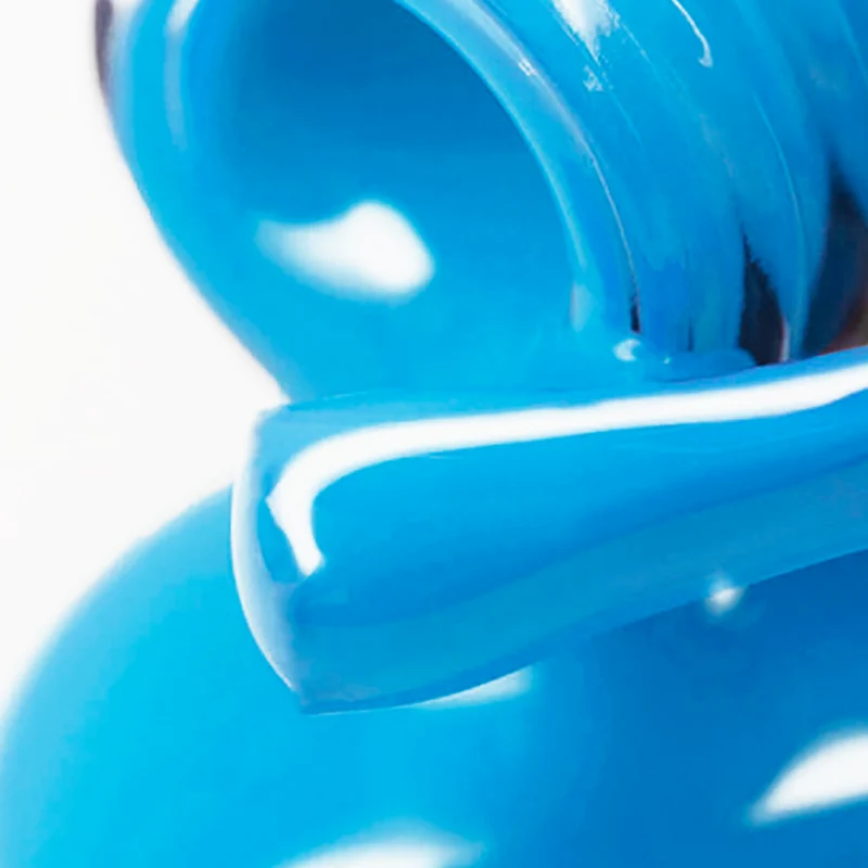 PNB gel nail polish 220 Blue Curacao
