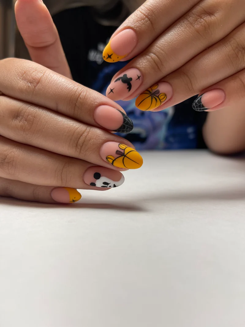 PNB orange gel nail polish 222 Papaya