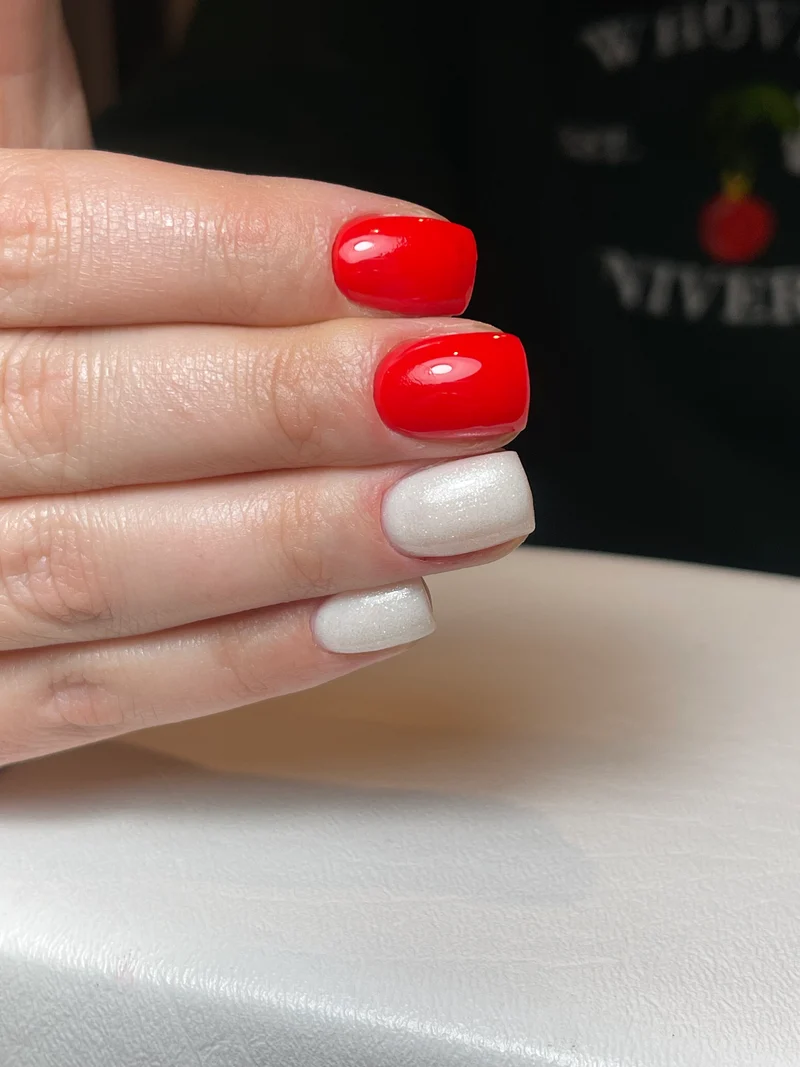 PNB sparkling white gel nail polish 287 Sensitivity