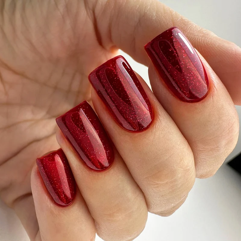 PNB sparkling red gel nail polish 109 Ruby Heart