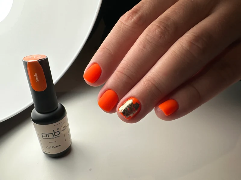 PNB orange gel nail polish 113 Smile