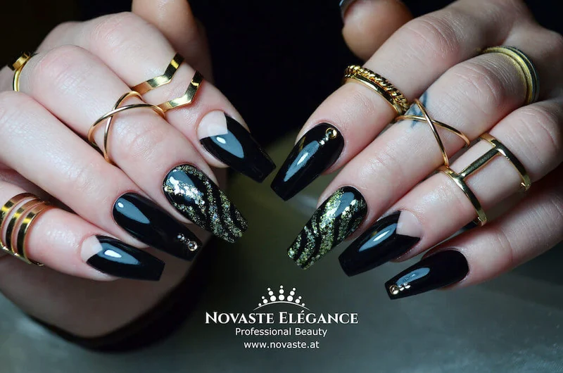 #082 Premium-PURE Color Gel 5ml Black Velvet