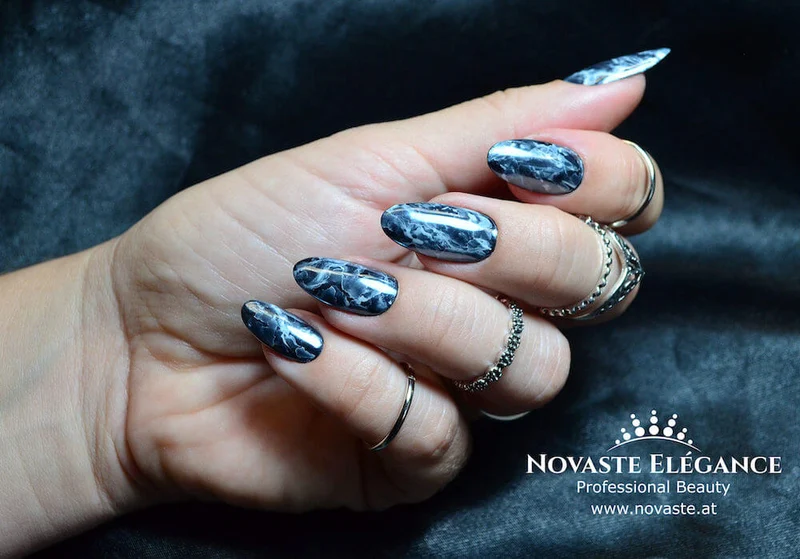 #082 Premium-PURE Color Gel 5ml Black Velvet