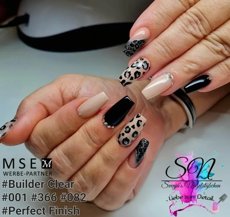 #082 Premium-PURE Color Gel 5ml Black Velvet
