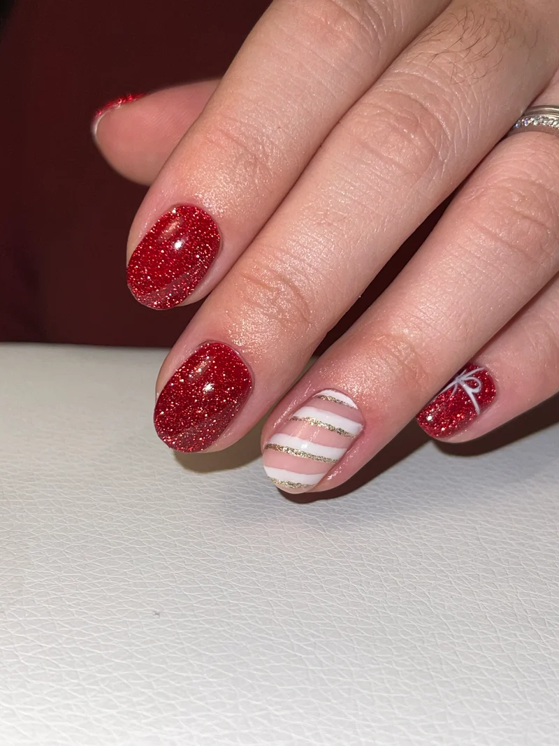 PNB Shock Effect red gel nail polish Red 07