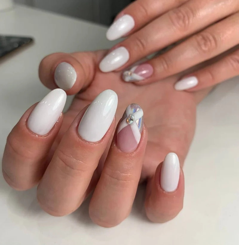 #102 Premium-EFFEKT Color Gel 5ml Kreide-Weiss unterlegt mit einem dezenten Perlglanzeffekt