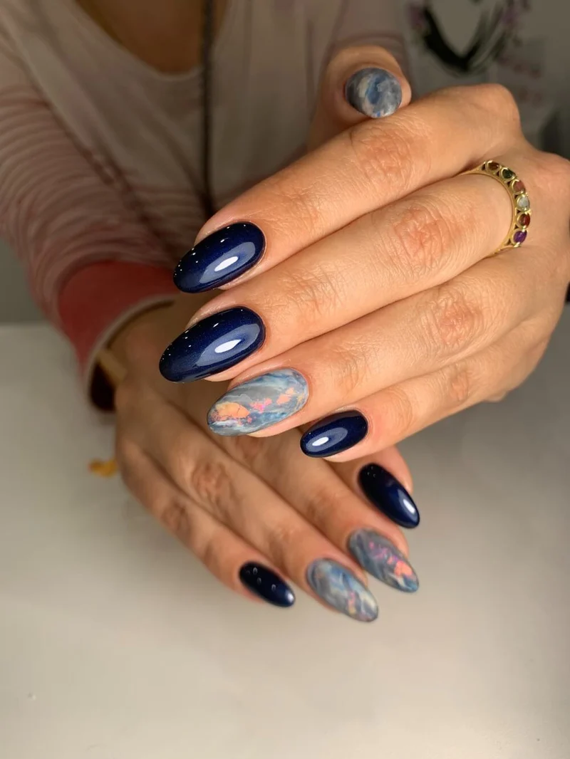 #137 Premium-EFFEKT Color Gel 5ml Sehr dunkles Blau mit blauem Perlglanz