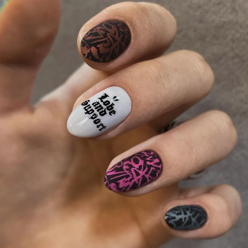 Swanky Stamping Angel nail stamping plates 102