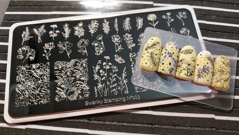 Swanky Stamping Flower pattern nail stamping plates 103