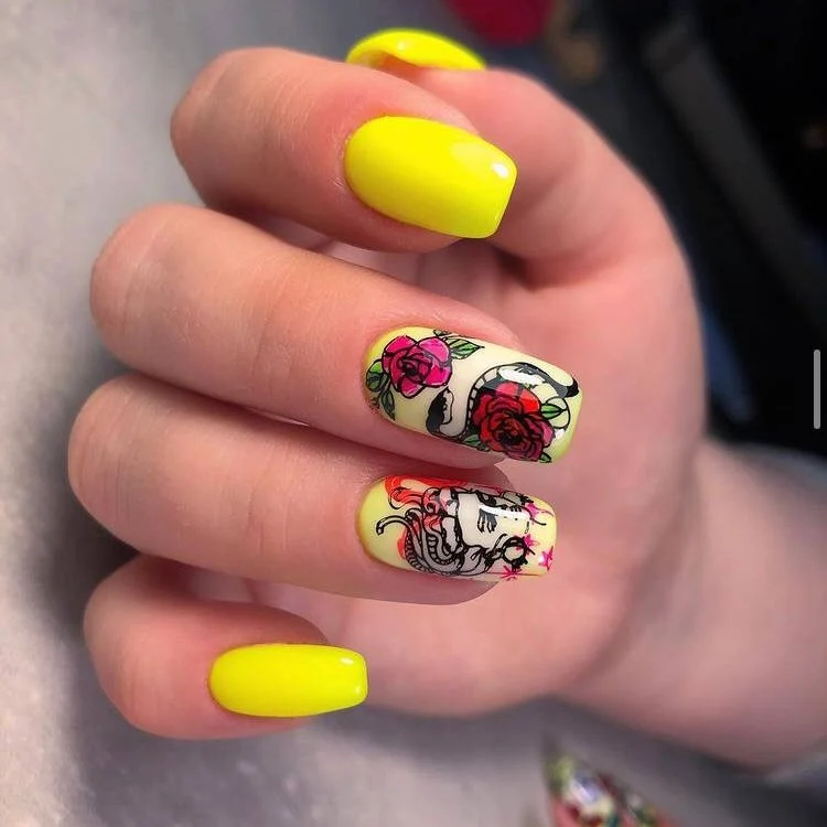 Swanky Stamping Snake nail stamping plates 096