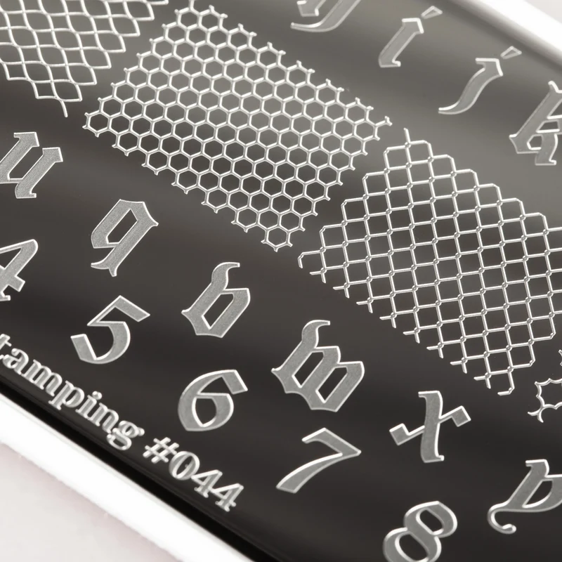 Swanky Stamping Old English nail stamping plates 044