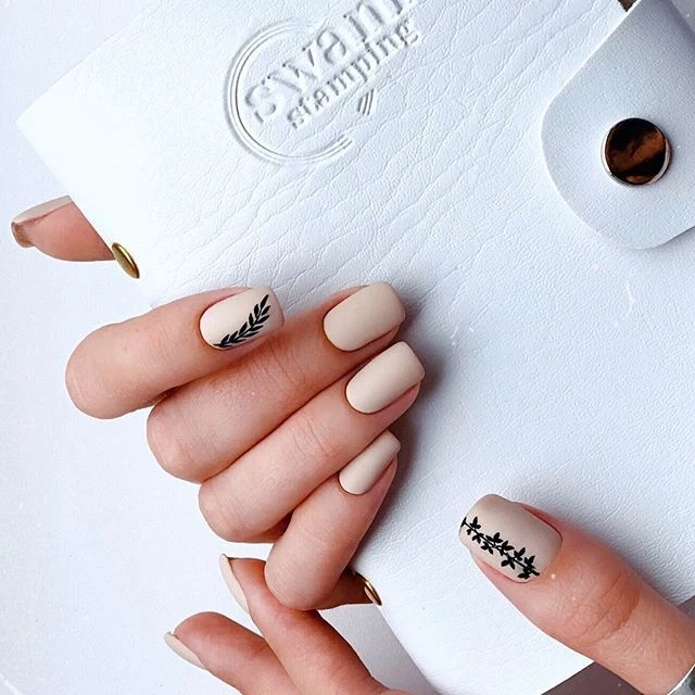 Swanky Stamping leaf nail stamping plates 040