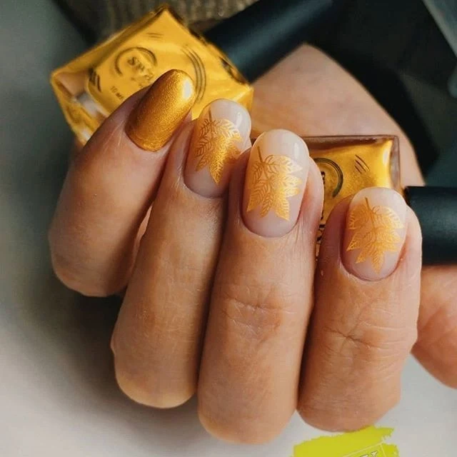 Swanky Stamping polish, metallic Gold 003