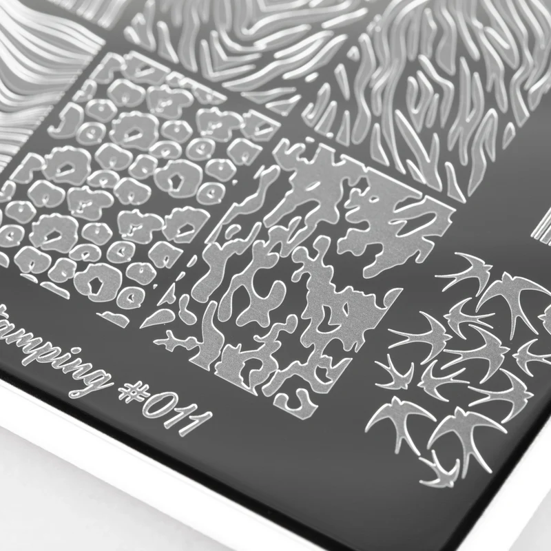 Swanky Stamping animal print nail stamping plates 011