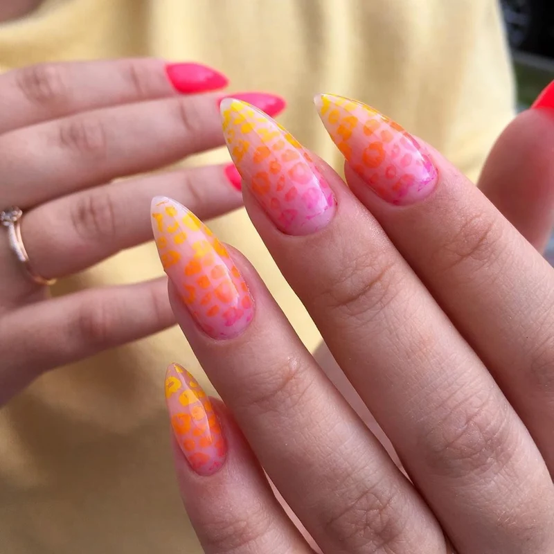 Swanky Stamping polish, neon magenta S22