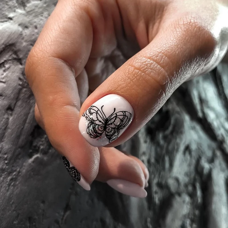 Swanky Stamping flower and butterfly nail stamping plates 072