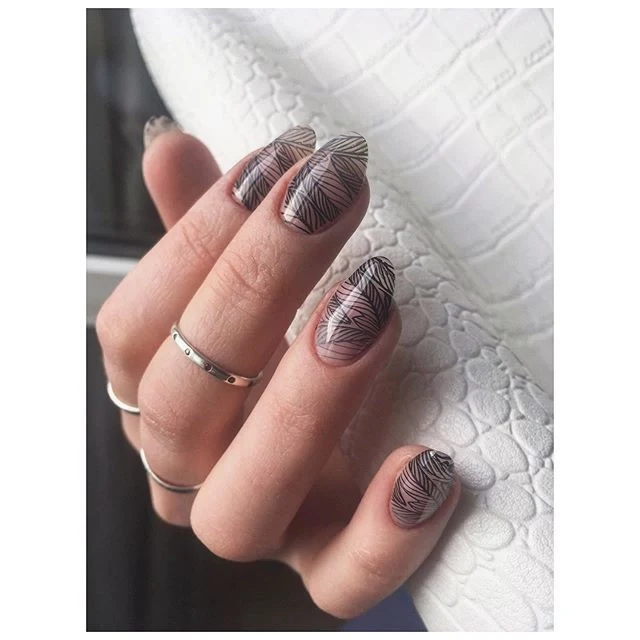 Swanky Stamping pattern and skull nail stamping plates 051