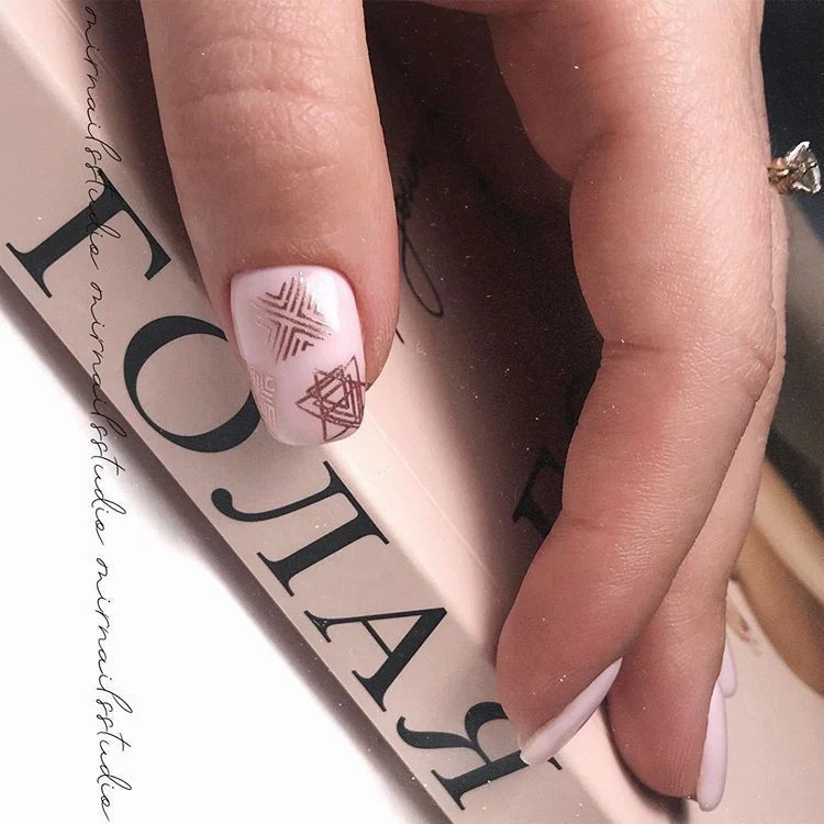 Swanky Stamping geometric nail stamping plates 04