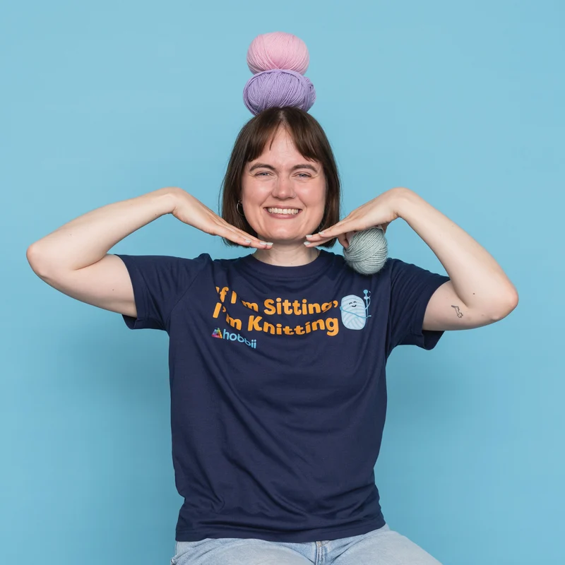 Sitting Knitting T-shirt - Yarniis (Limited Edition)