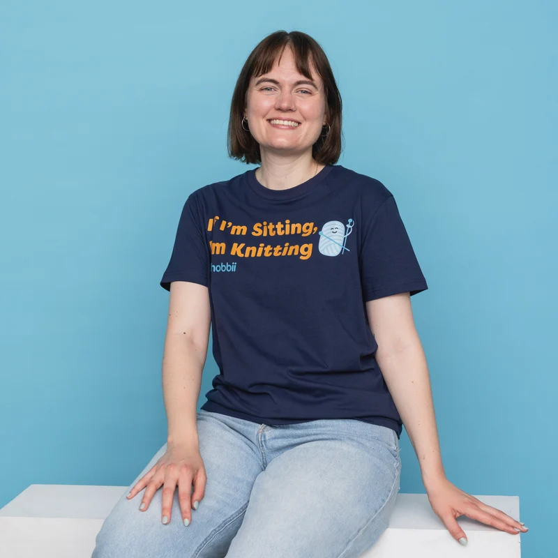 Sitting Knitting T-shirt - Yarniis (Limited Edition)