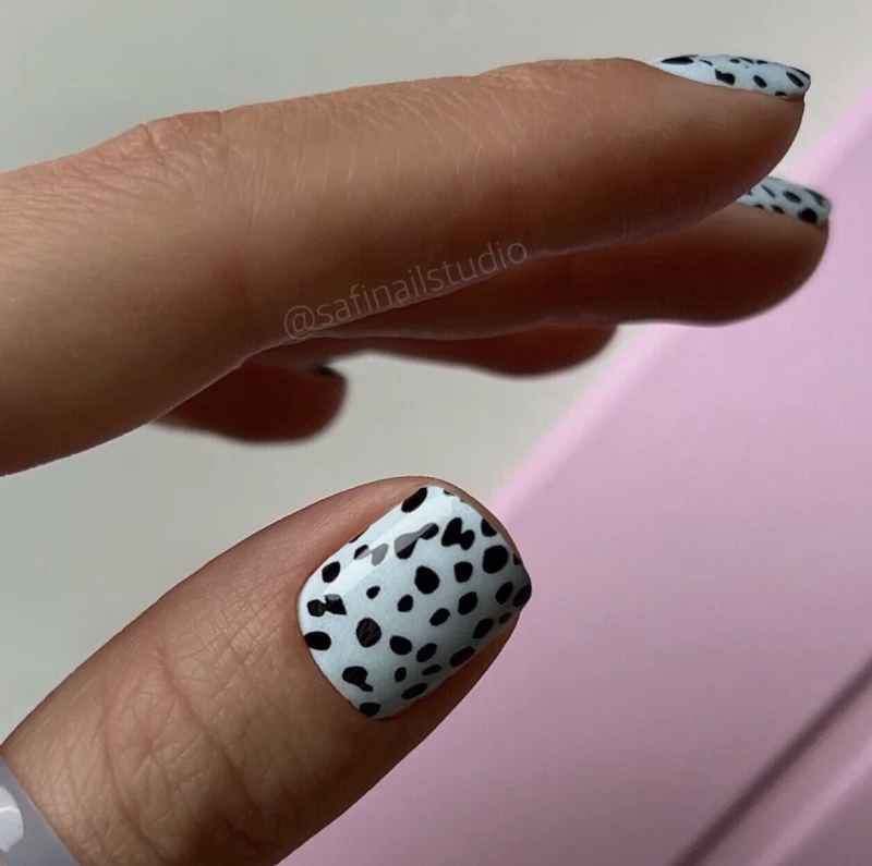 Nagelfolie Blue gepard - Nail Wraps by provocative nails & safinailstudio