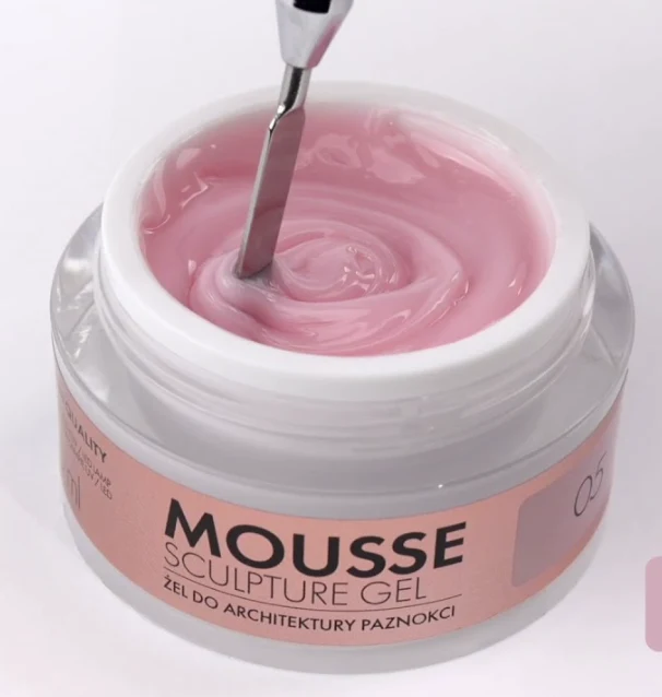 05 Baby Pink - MOUSSE SCULPTURE GEL 15 ml Victoria Vynn