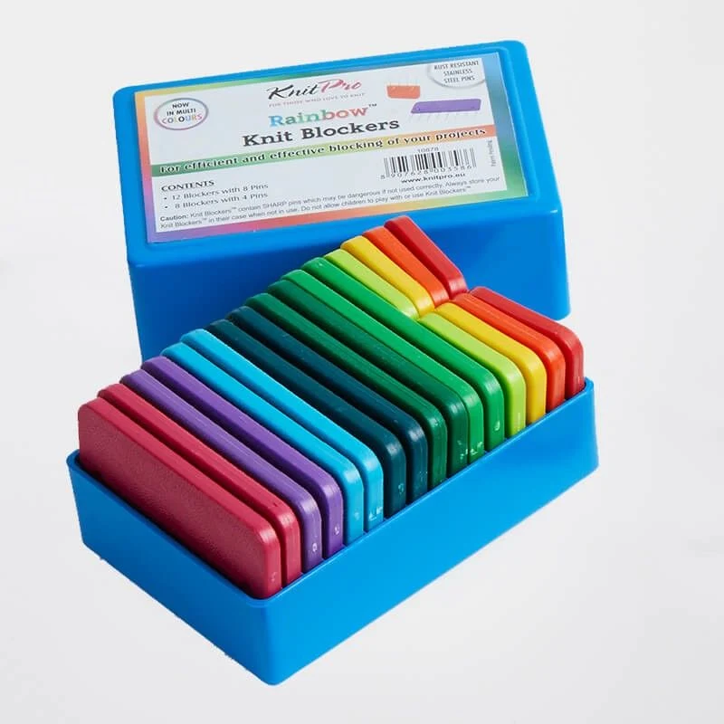 Kammnadeln mit Befestigungslöchern