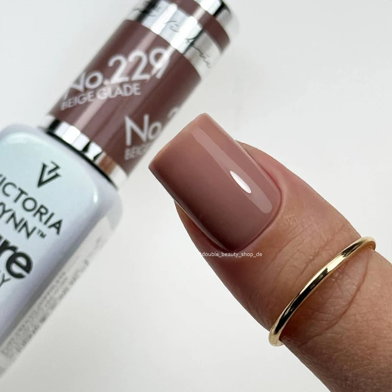 229 Beige Glade — Gel polish Pure Creamy 8ml VICTORIA VYNN