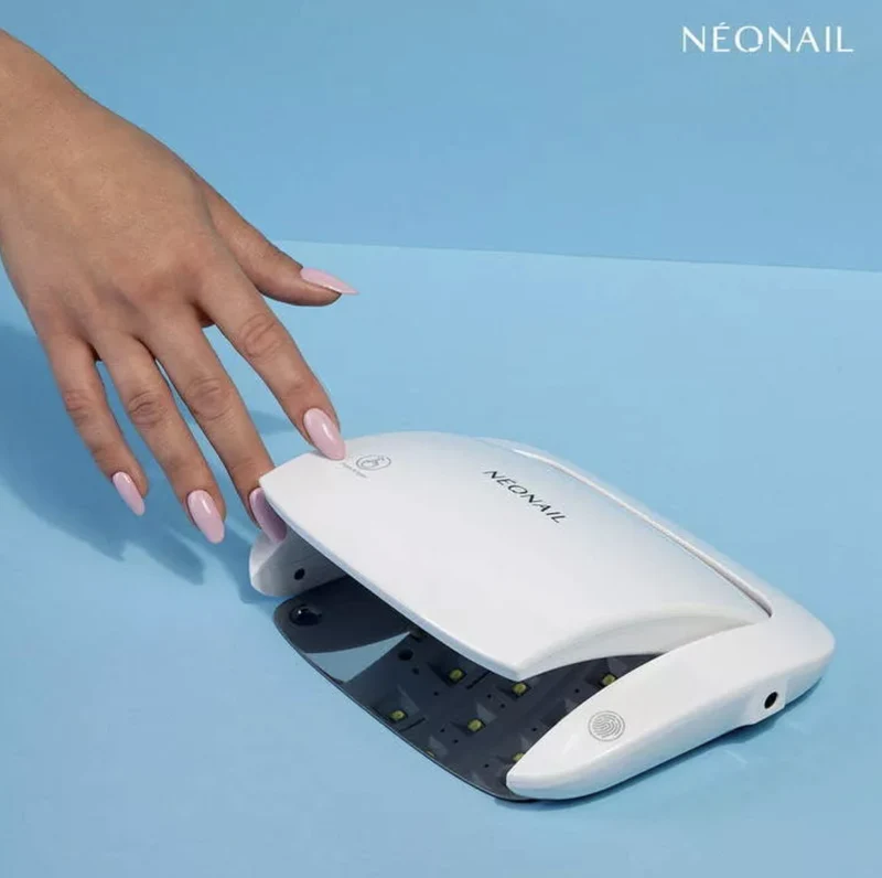 FUTURO TOUCH 22W/48 LED Lampe Neonail