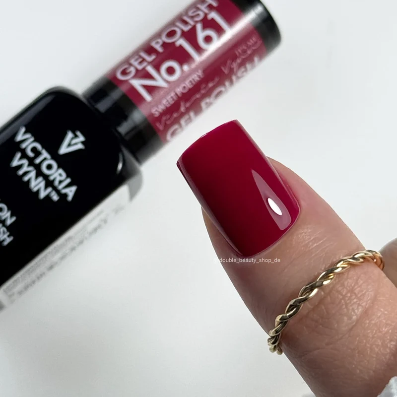 161 Sweet Poetry Gel polish 8ml VICTORIA VYNN