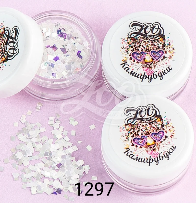 Nailart Pailletten 'KAMUFUBI' von ZOO Nail