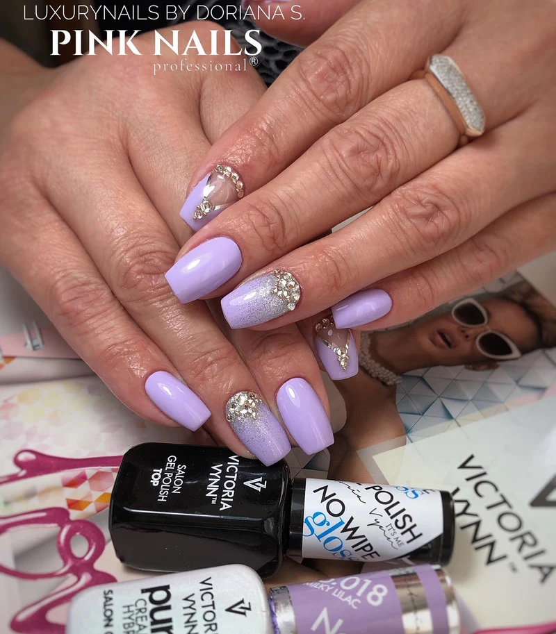 018 Milky Lilac — Gel polish Pure Creamy 8ml VICTORIA VYNN