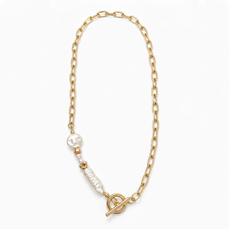 Stylische asymetrische Kette in gold (Modeschmuck) 1