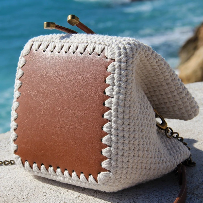 Taschenboden / Körbchenboden - Brown