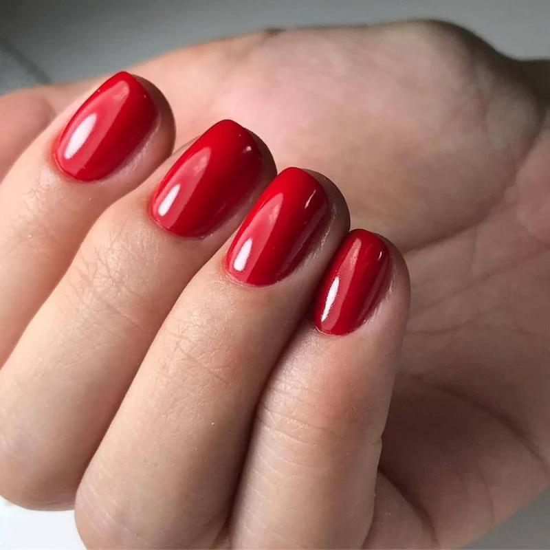 ONLINE KURS "RUSSISCHE MANIKÜRE MIT UV NAGELLACK"