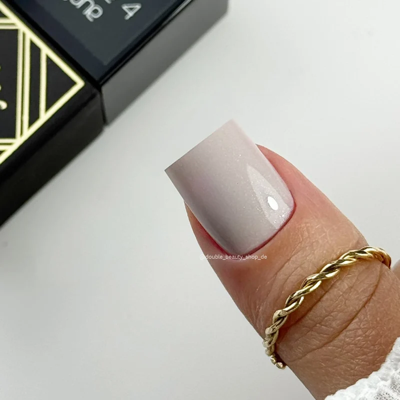 CHAMPAGNE 4 EVERYONE - UV Nagellack 7ml ECLAIR