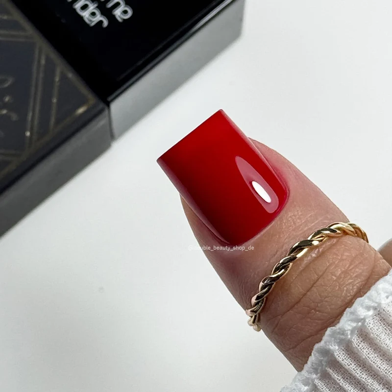 LOVE ME TENDER - UV Nagellack 7ml ECLAIR