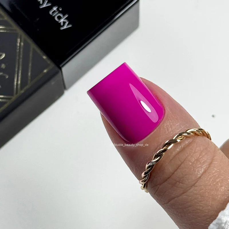 RICKY TICKY - UV Nagellack 7ml ECLAIR