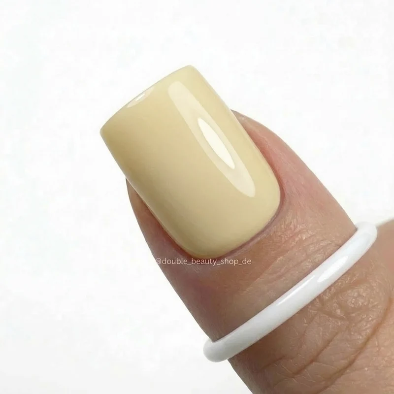 Shy Banana - Gel polish 7ml