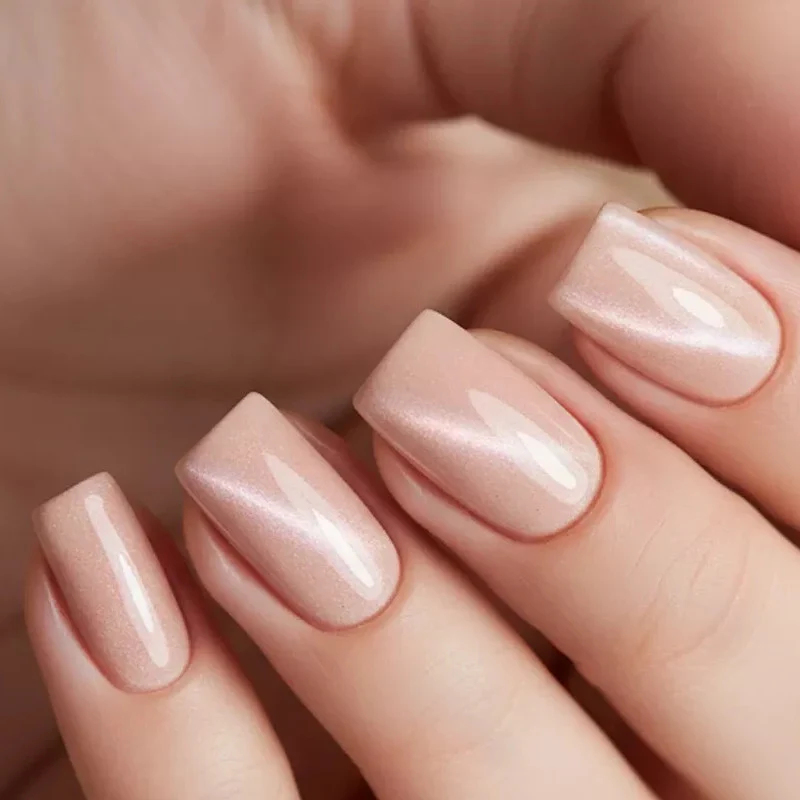 448 Milky Latte Gel polish CAT EYE 8ml VICTORIA VYNN