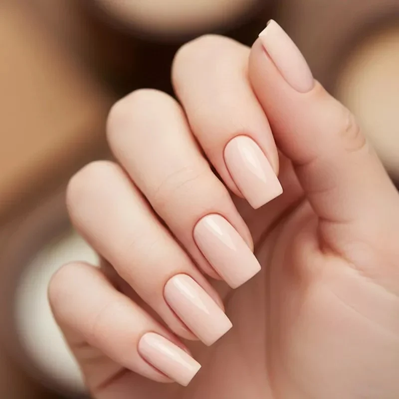 445 Flat White Gel polish 8ml VICTORIA VYNN