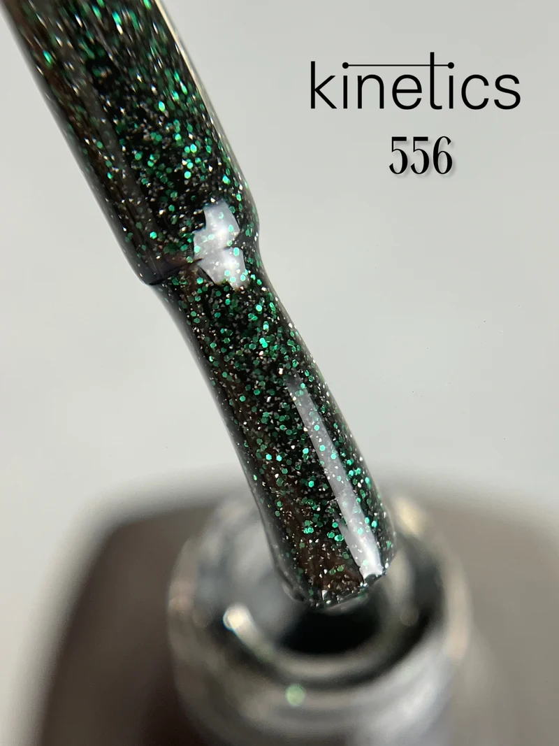 Kinetics SHIELD Gel Polish "Universe in Me" Nr. 556 (15ml)