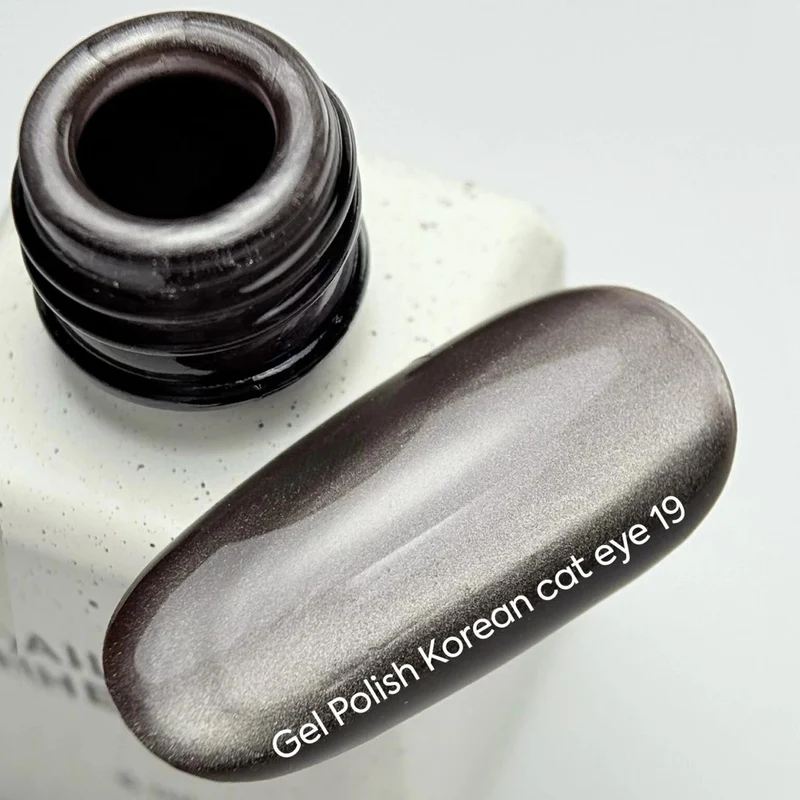 19 KOREAN CAT EYE - GEL POLISH 6ml NAILS OF THE DAY