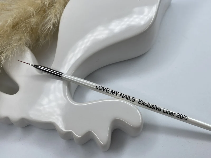 Exclusive Liner von Love My Nails in white-pearl 20/0