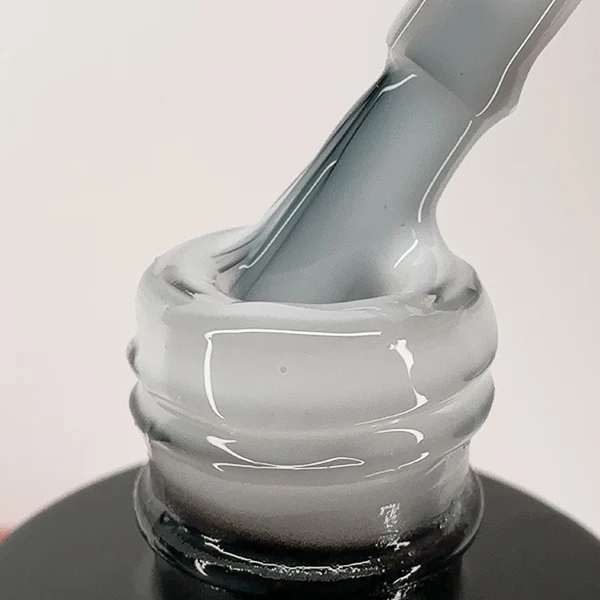 Builder Gel in Bottle - creamy white