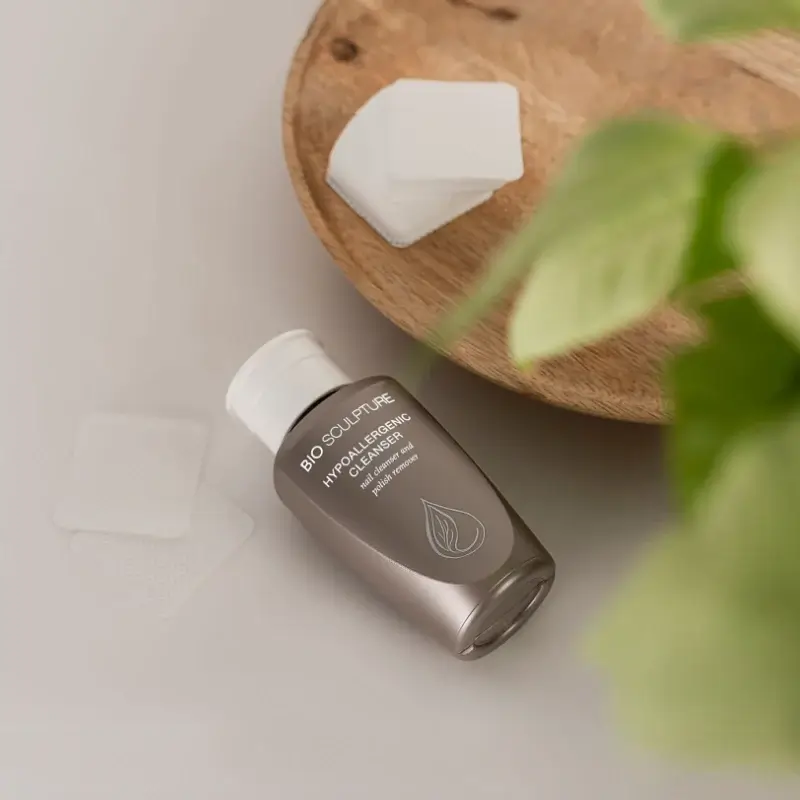 Hypoallergenic Cleanser 200 ml mit Menla Pump