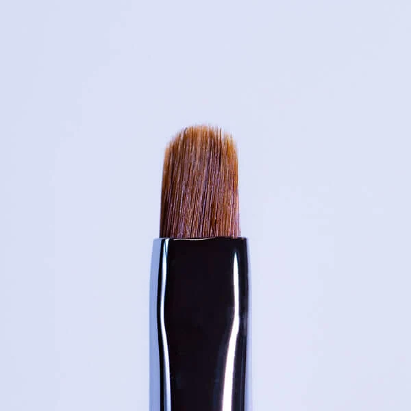 No 4 Smiley brush