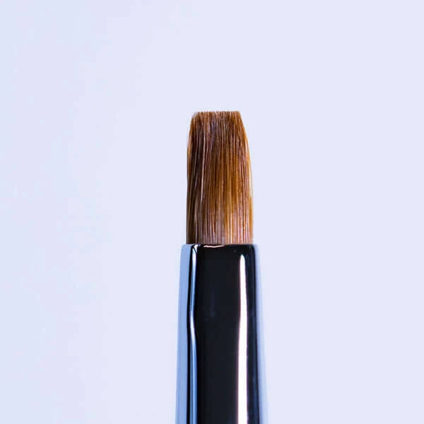No 4 Flat Brush