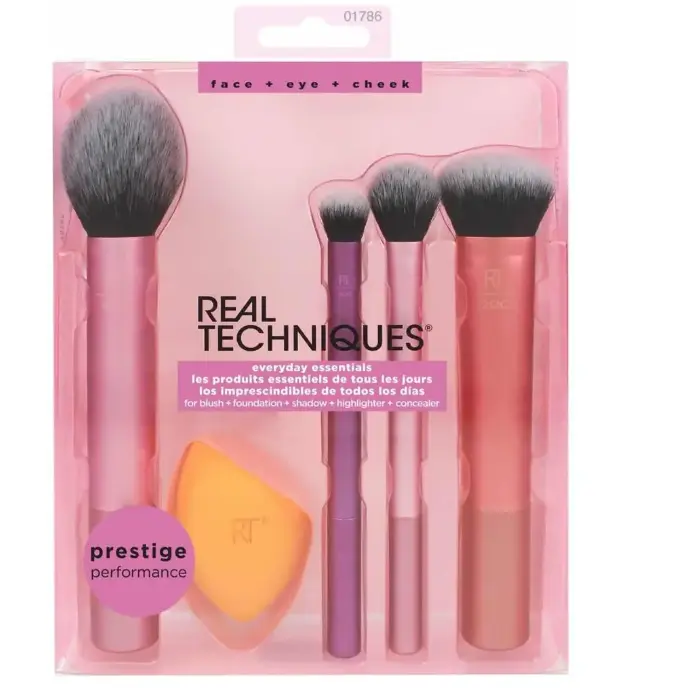 Real Techniques Everyday Essentials Set
